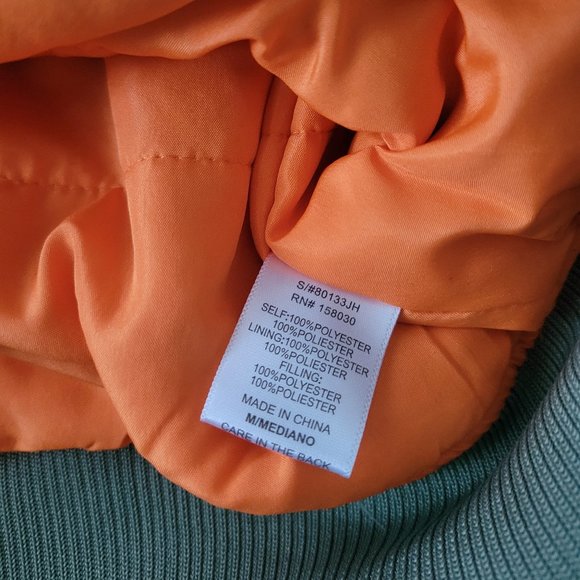 LOVE TREE Olive Jacket Size Medium two pockets + one pocket on the left arm NEW - Picture 7 of 7